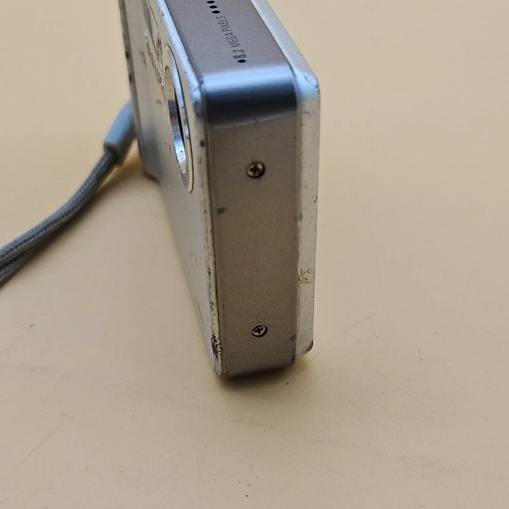 Samsung Digital Camera L83T Landiao UNTESTED AS IS FOR PARTS